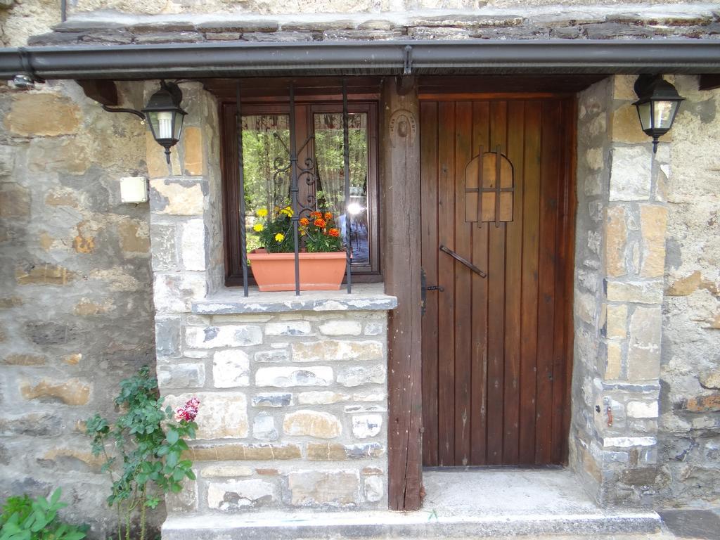 Casa Rural Calzon Ordesa Oto Bagian luar foto
